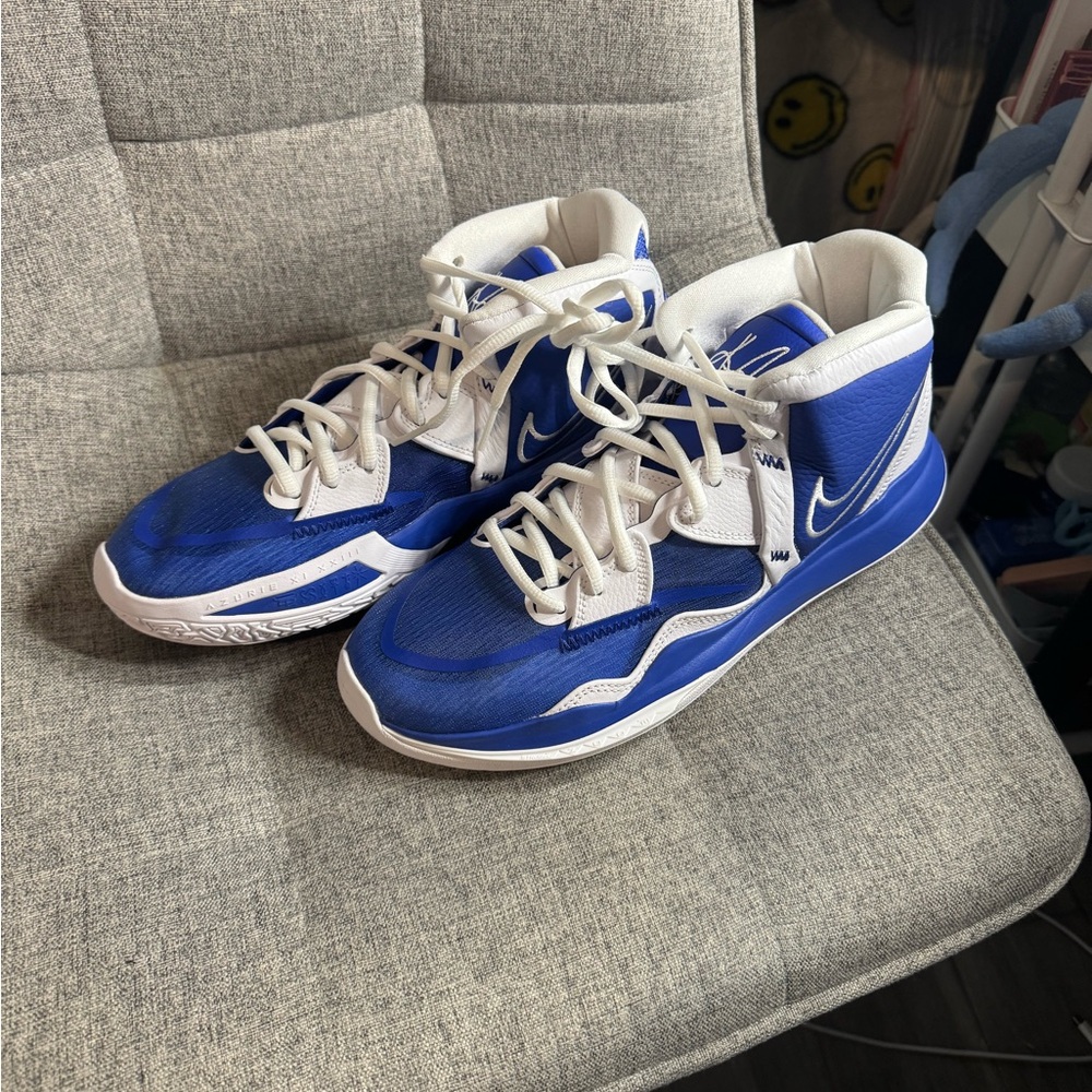Nike Kyrie Infinity TB Game Royal brand new size 9m